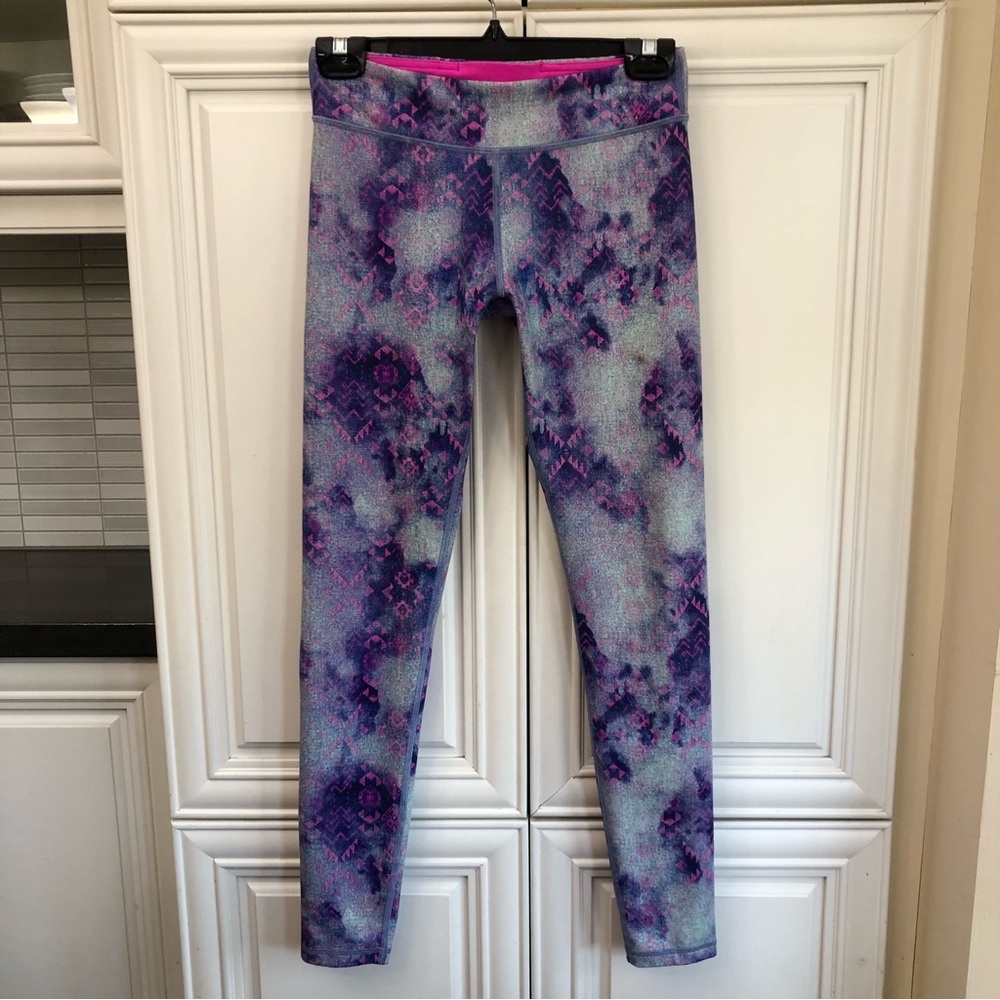 Rare Ivivva by Lululemon girls print leggings